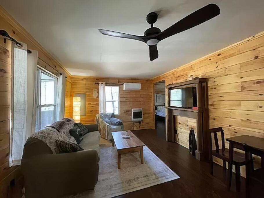 Cameron'S Cottage At The Lake Tallassee Extérieur photo