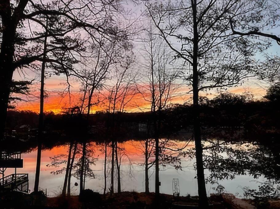 Cameron'S Cottage At The Lake Tallassee Extérieur photo